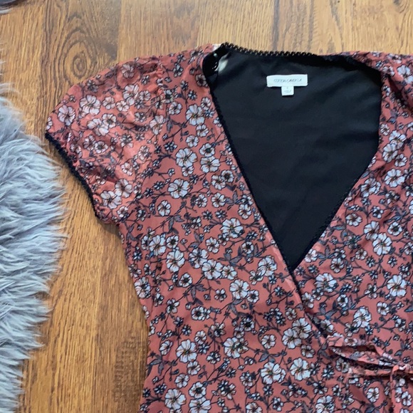 Cotton Candy LA Floral Mini Dress - Picture 4 of 9